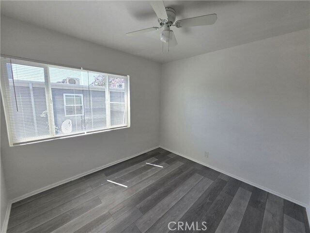 Building Photo - 258 E 79th St