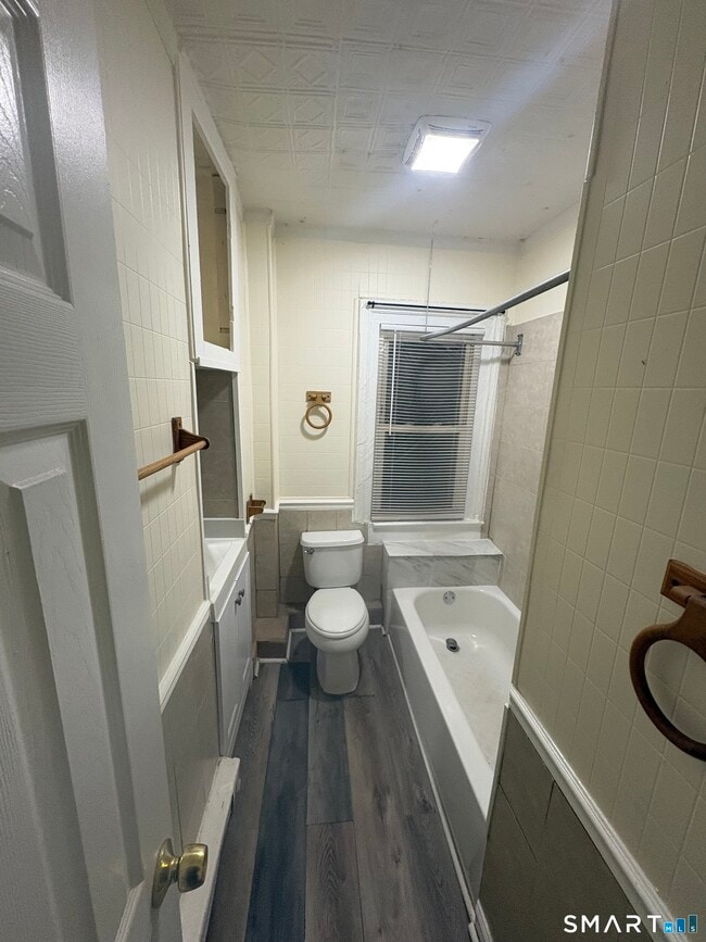 Building Photo - 31 Coe St