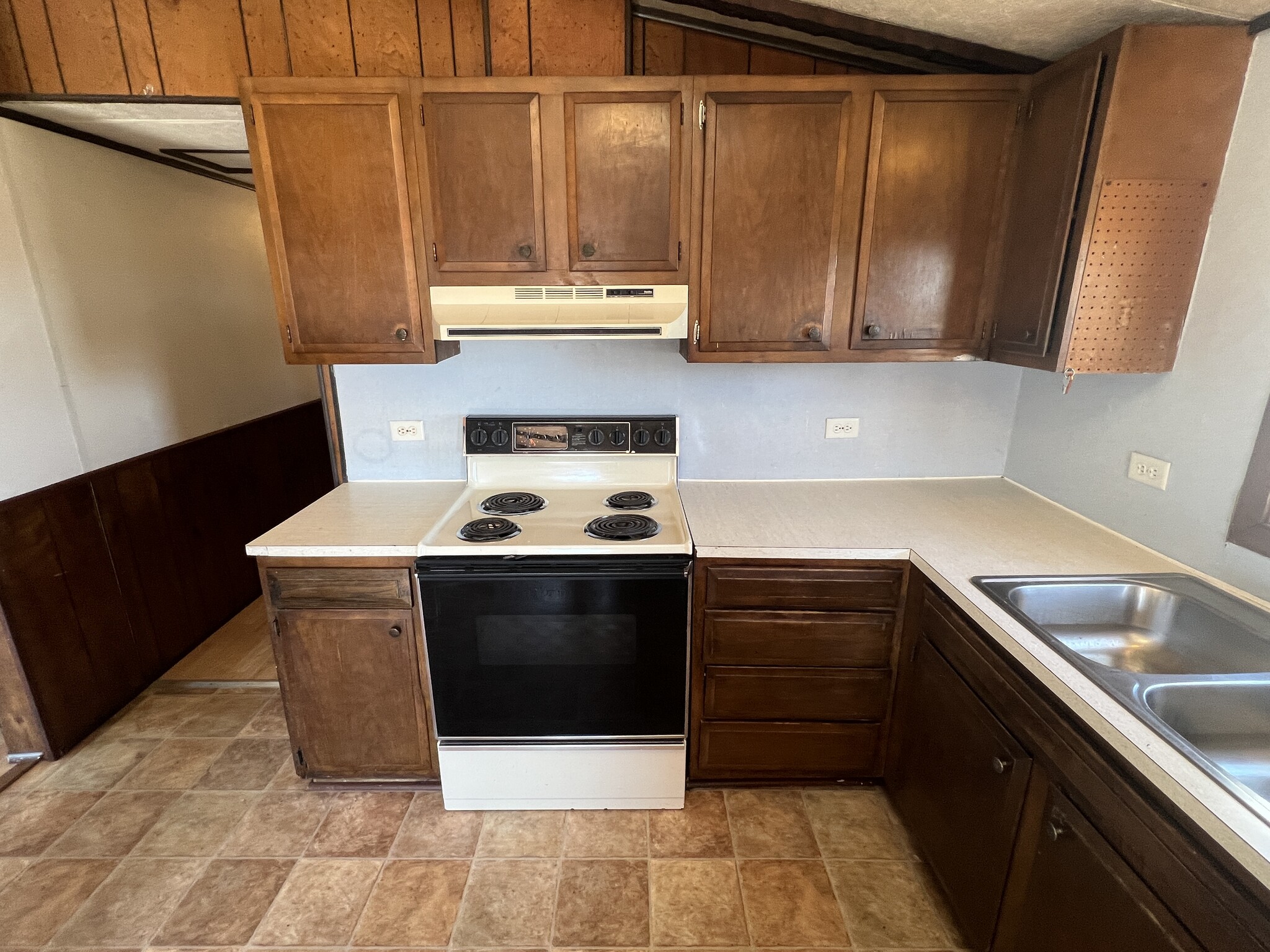 Building Photo - 28207 County Road 79