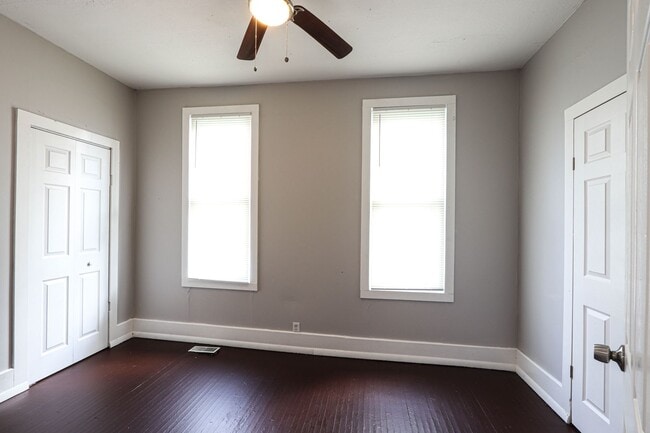 Building Photo - Just updated 2 bed 1 bath
