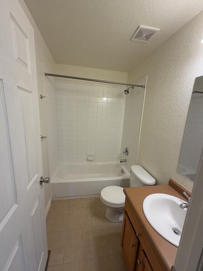 Building Photo - 6628 Watusi Rd