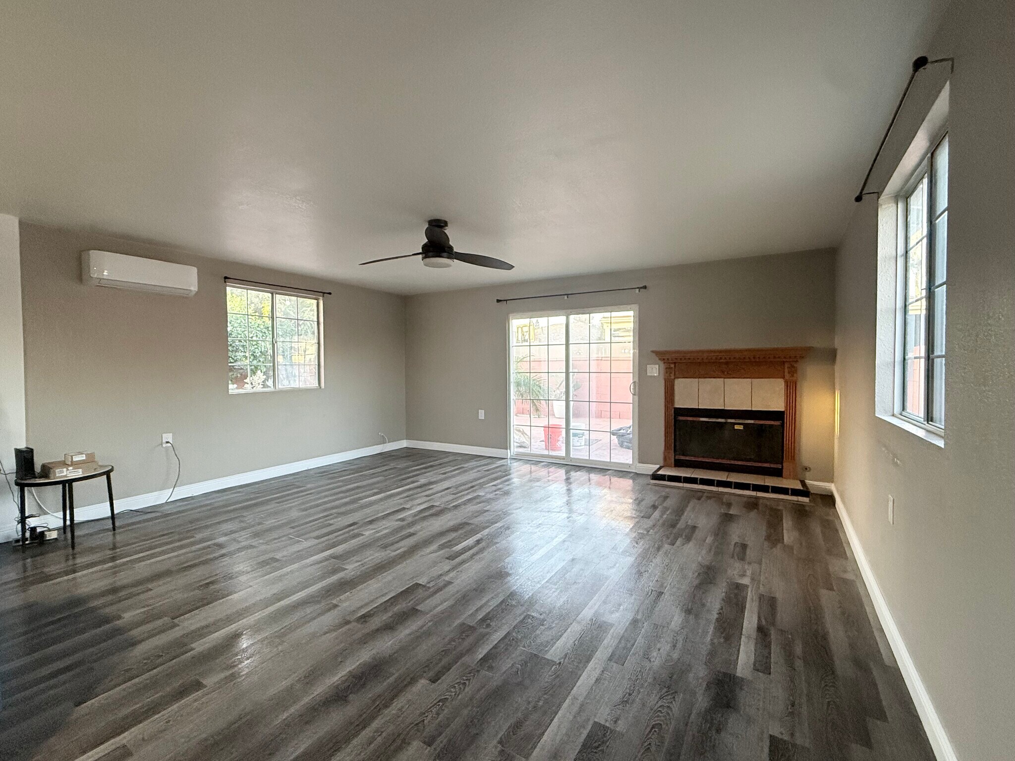 Building Photo - 9625 Adoree St