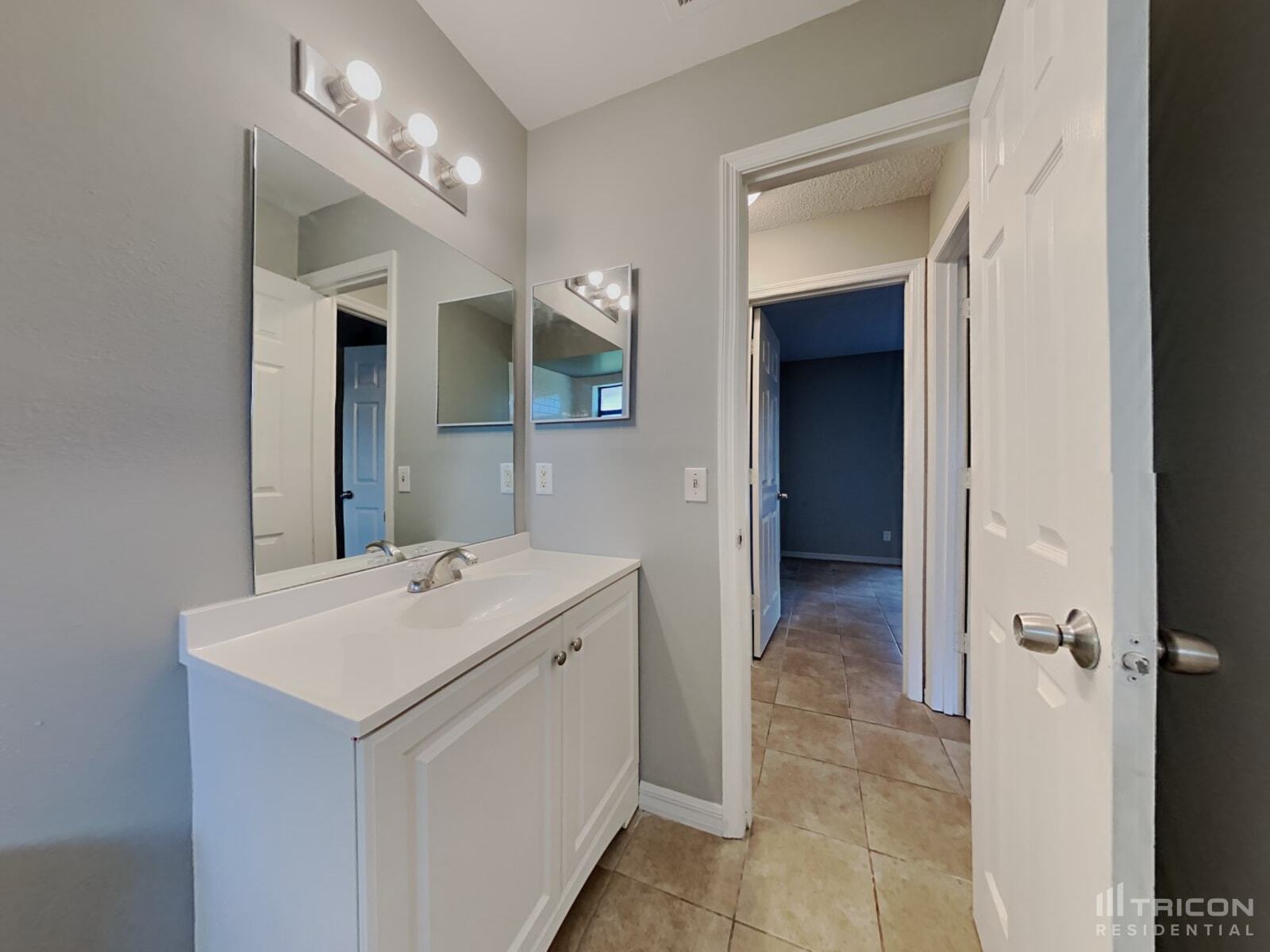 Building Photo - 3095 Branchville Dr
