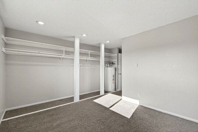 Building Photo - 2429 SE 135th Ave