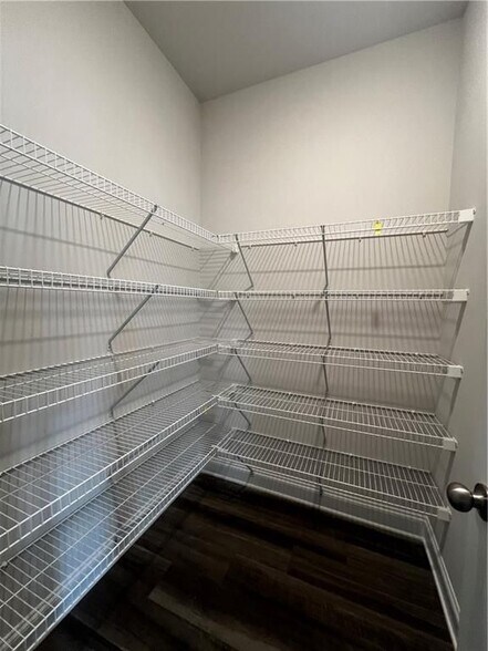 Building Photo - 3339 Fall Branch Ln