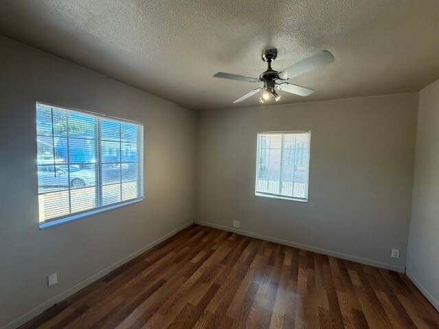 Building Photo - 519 15th St