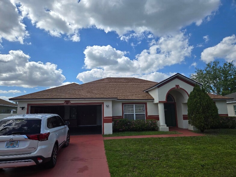 Primary Photo - 672 Basingstoke Ct