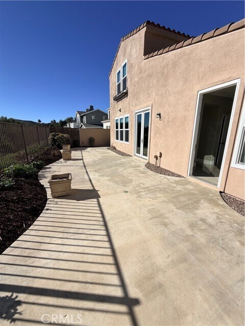 Building Photo - 15 Via Abajar