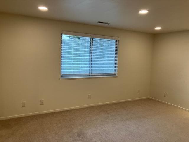 Building Photo - 639 Belden St