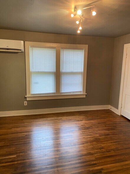 Building Photo - 3102 W Easton Ct