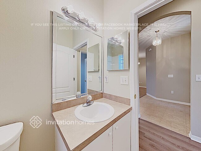 Building Photo - 24931 Vintage Ct