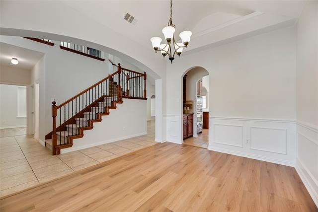 Building Photo - 1438 Wellesley Dr