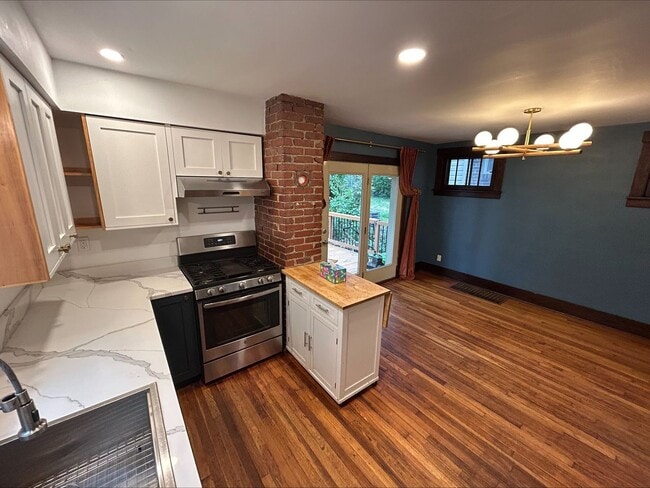 Building Photo - Cozy 2 bedroom in Squirrel Hill