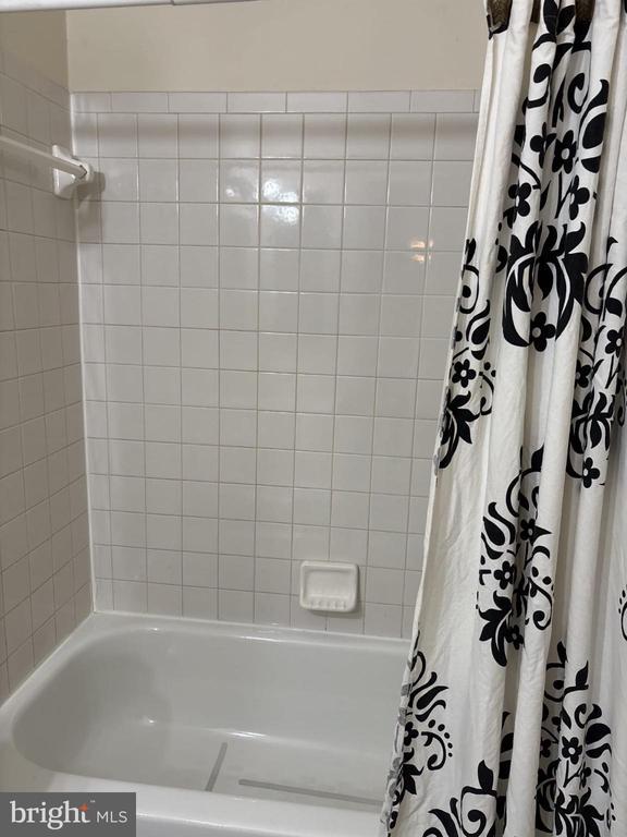 Building Photo - 7801 Vanity Fair Dr