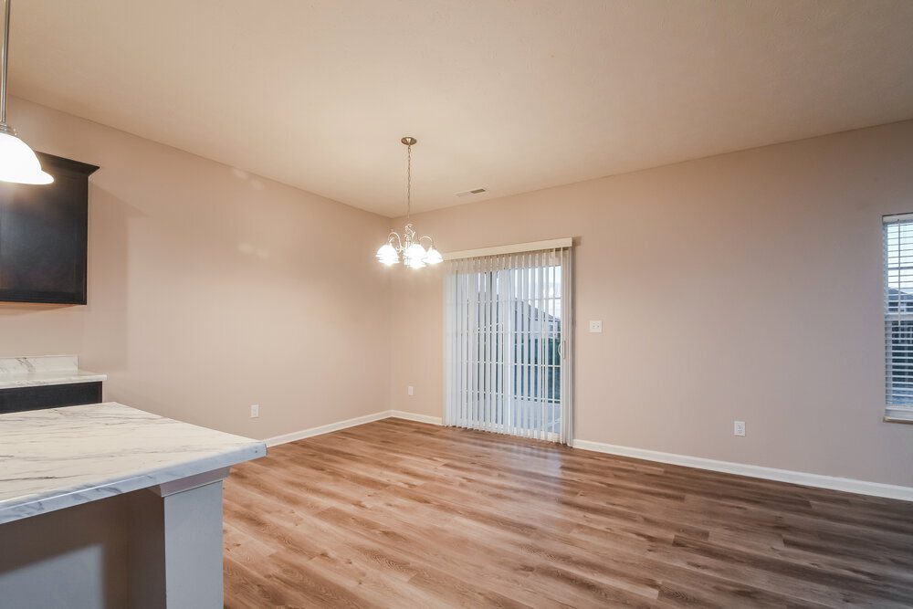Building Photo - 2255 Silver Spoon Dr
