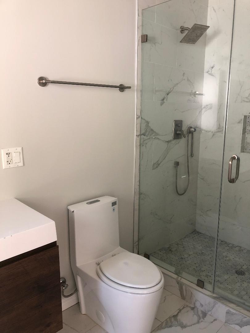 Building Photo - 1866 N Ave 56