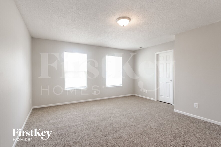 Building Photo - 2458 Providence Ct