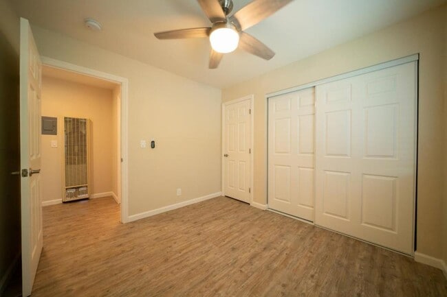 Building Photo - 1695 Whitwood Ln