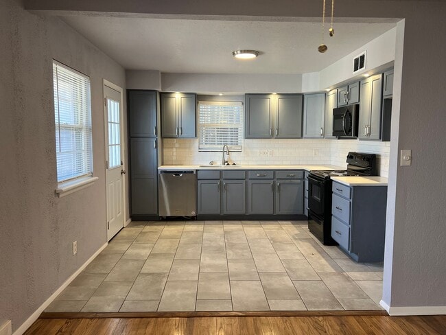 Building Photo - Welcome to your New Home