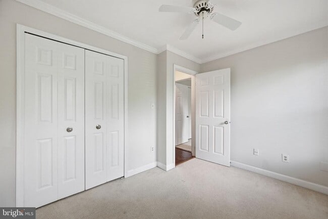 Building Photo - 2009 Gervais Dr