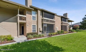 Building Photo - 10200 Belle Rive Blvd