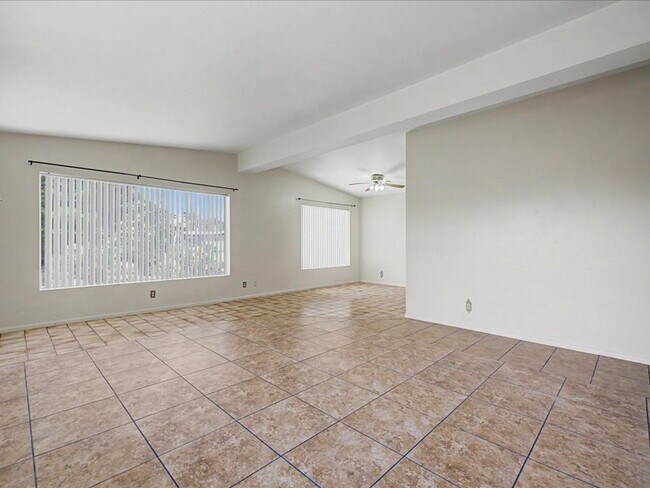 Building Photo - Charming 3-Bedroom Home with Spacious Yard & Versatile Storage!