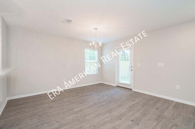 Building Photo - 317 Dahlquist-