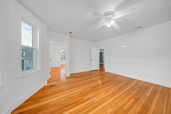 Building Photo - 127 Henry Ave