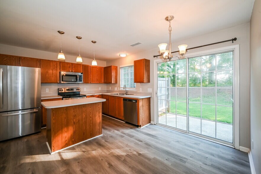 Building Photo - 1322 Rumstone Ln
