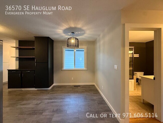 Building Photo - 36570 SE Hauglum Rd