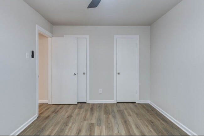 Building Photo - Newly remodeled 3 bad 2 bath near South Lo...