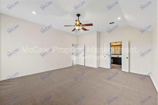 Building Photo - 5117 Holly Hock Ln