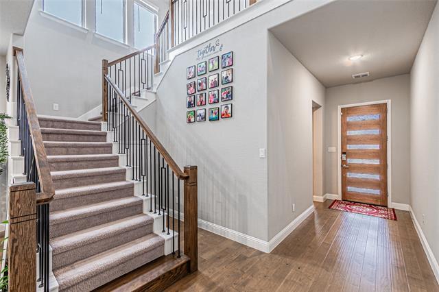 Building Photo - 13261 Jonata St