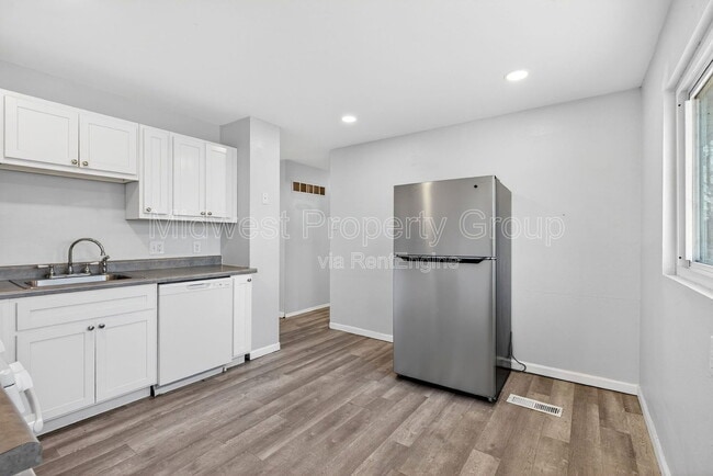 Building Photo - 1540 Aspen Dr