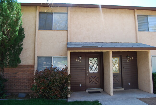 Primary Photo - Colorview Townhome