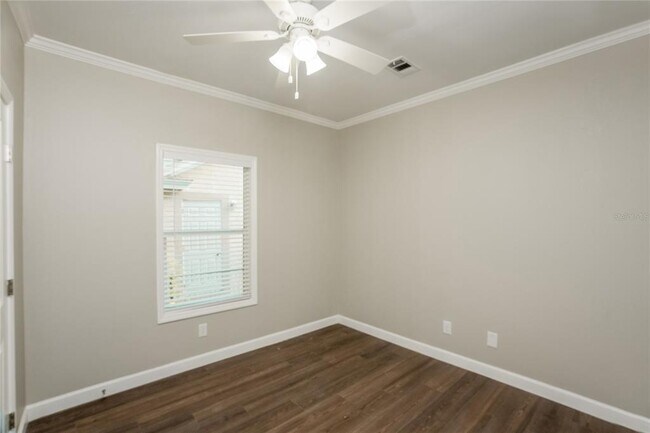 Building Photo - 1700 45th St S