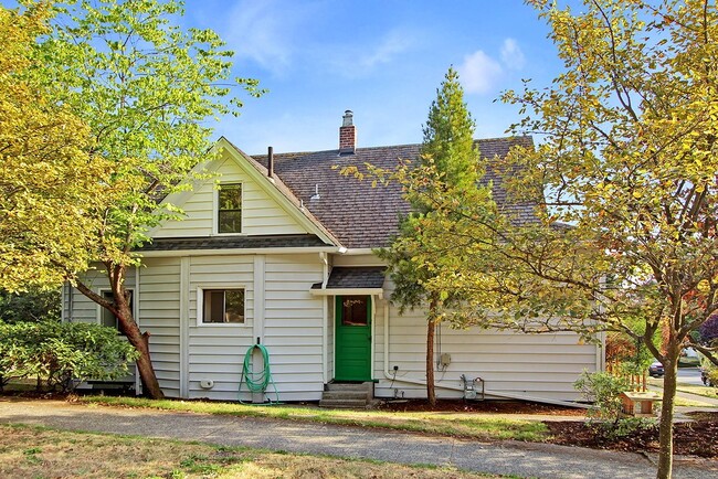 Building Photo - 7360 21st Ave NW