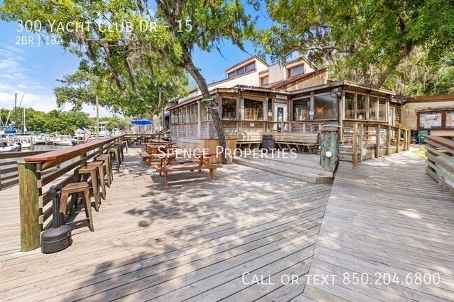 Building Photo - 300 Yacht Club Dr