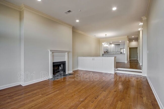 Building Photo - 393 Tennessee St