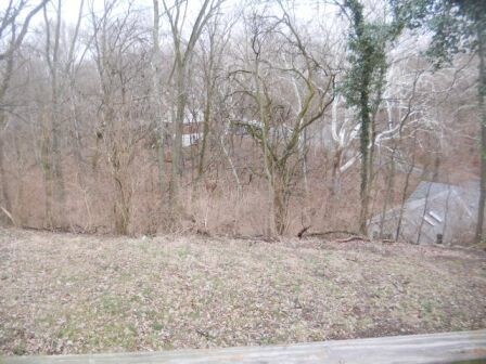 Building Photo - 528 Trenton Ave