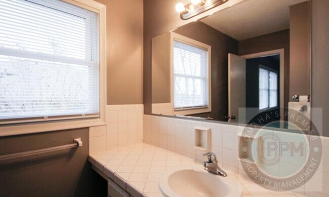 Building Photo - 12317 Weir St