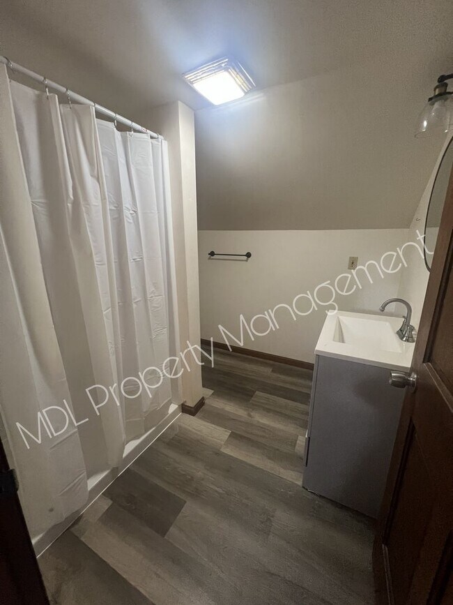 Building Photo - 917 Marsac St