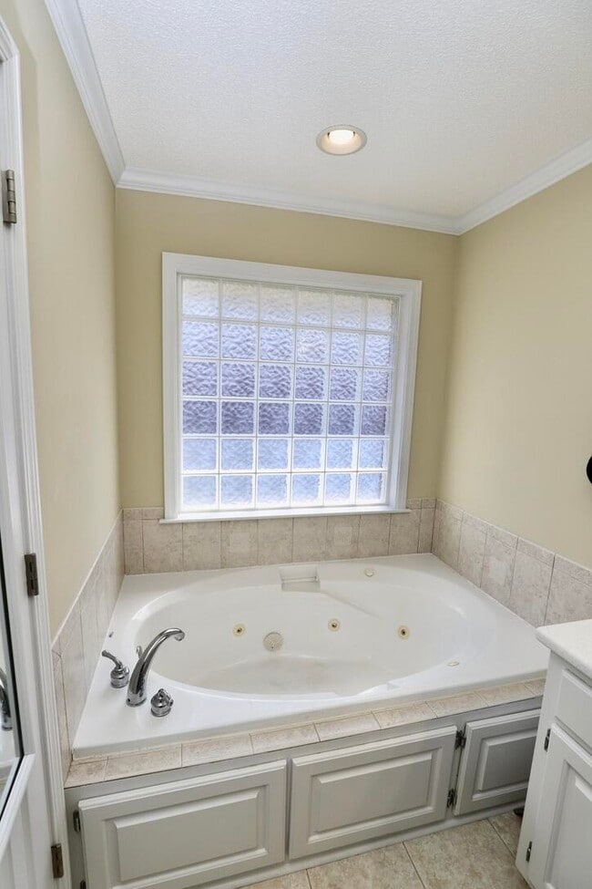 Building Photo - 3196 Daufaskie Rd