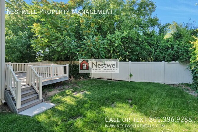 Building Photo - 1327 Urbandale Ln
