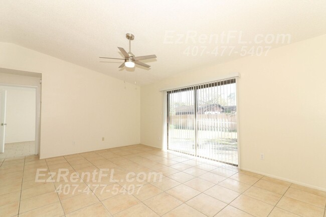 Building Photo - Recently Remodeled 3/2 in Orlando, FL - Mo...