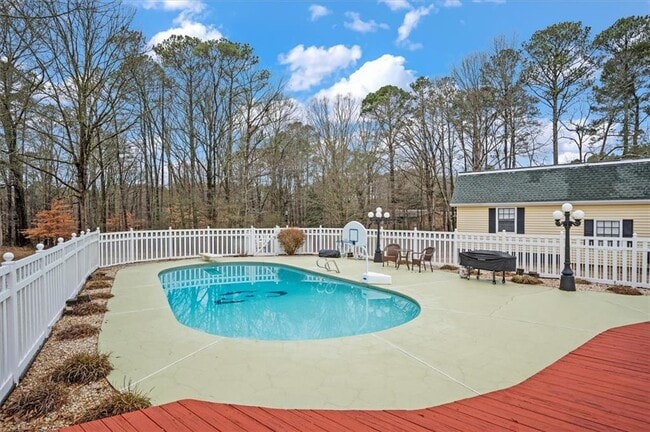 Building Photo - 14605 Cogburn Rd