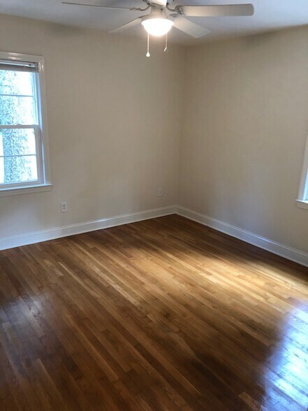 Bedroom - 490 E Indiana Ave
