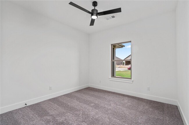 Building Photo - 110 N Banner Ave