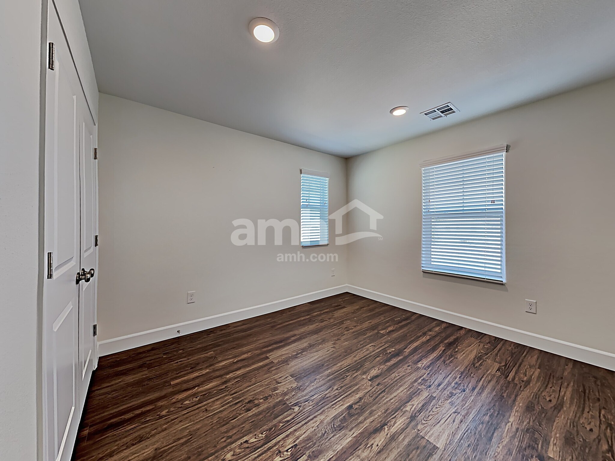 Building Photo - 8152 Inhibition Ct