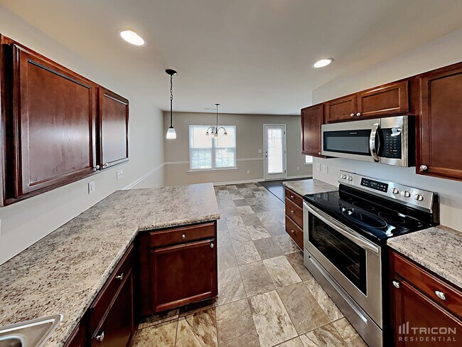 Building Photo - 4676 Midstream Crossing Dr